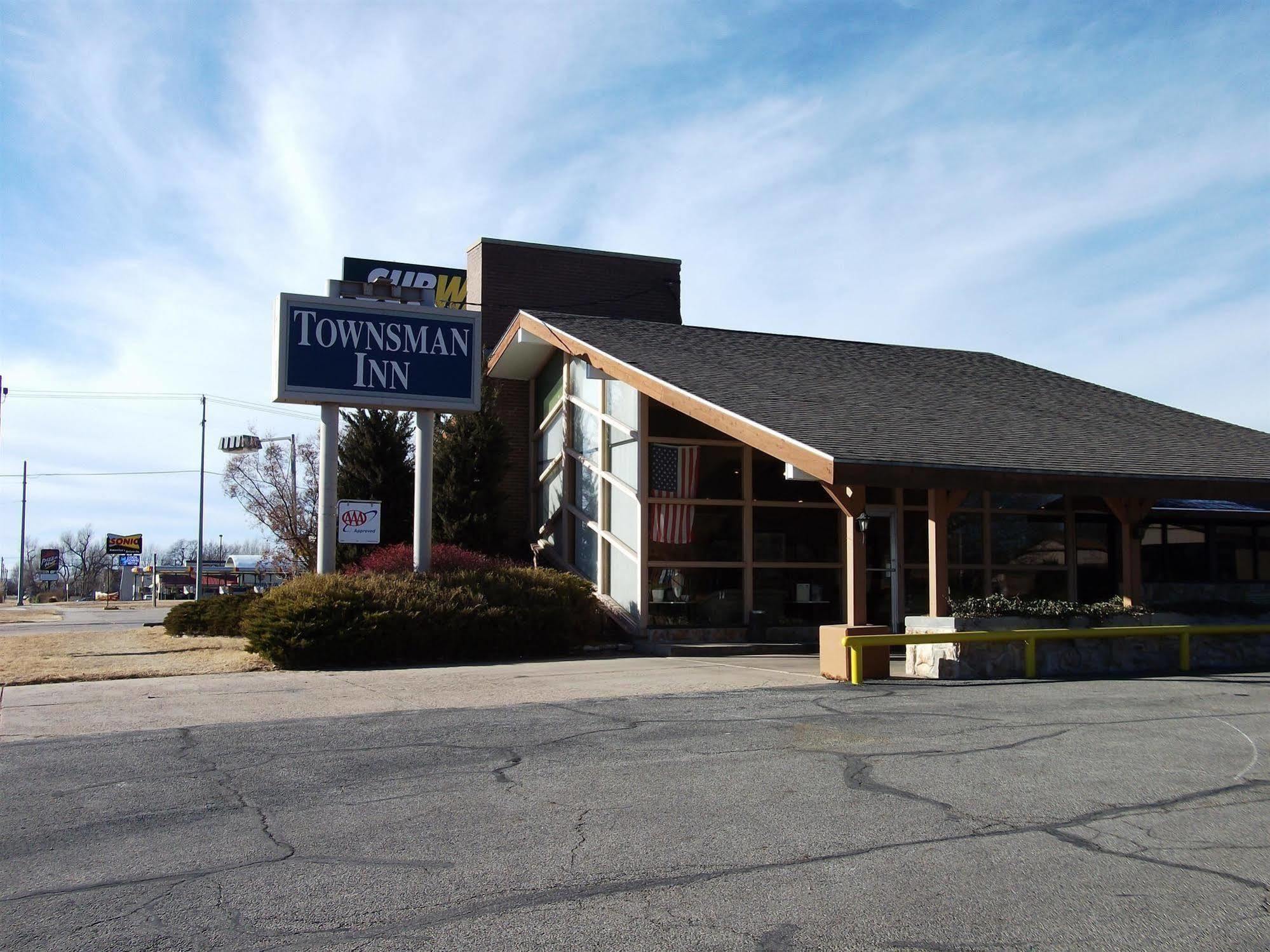 拉尼德城市居民酒店 Larned 外观 照片